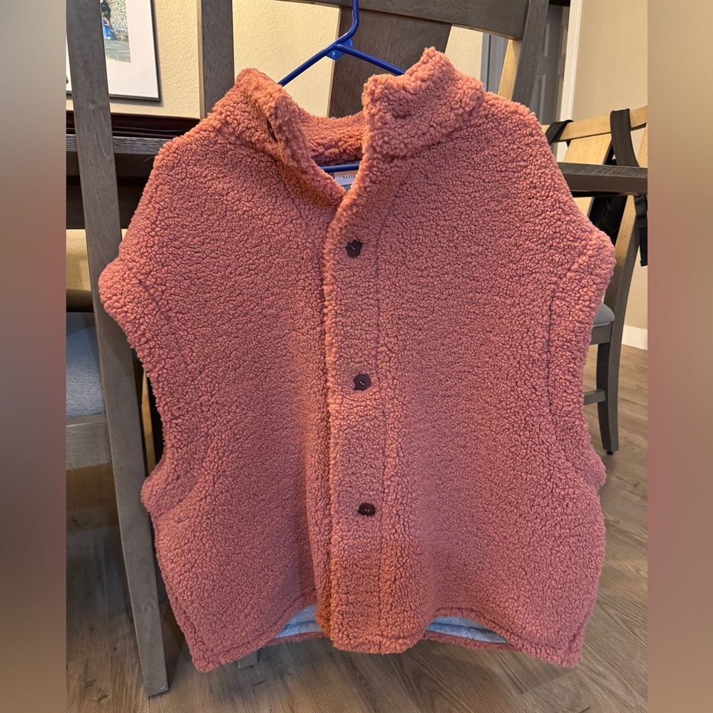 Basin & Range oversized Sherpa vest